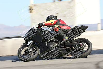 media/Oct-30-2025-Racers Edge (Thu) [[dabbdaf680]]/3-B Group/Session 4 (Turn 9 Side)/